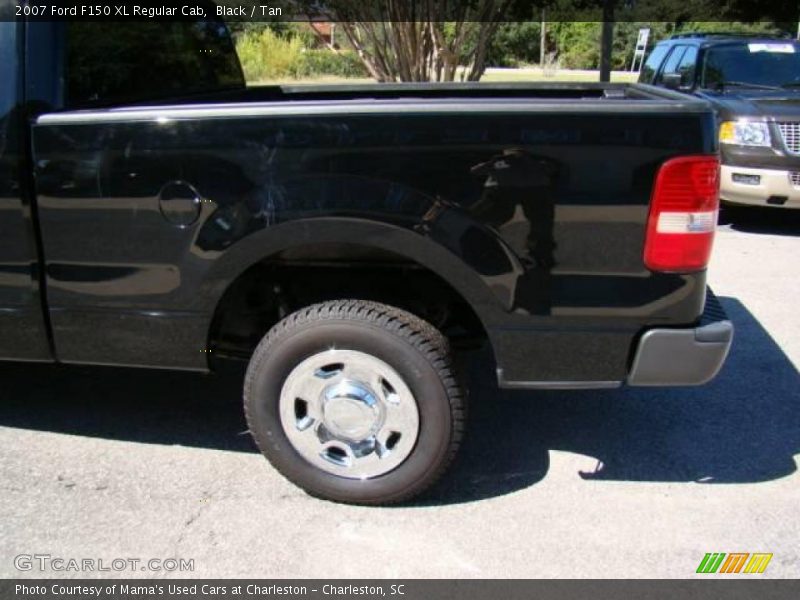 Black / Tan 2007 Ford F150 XL Regular Cab