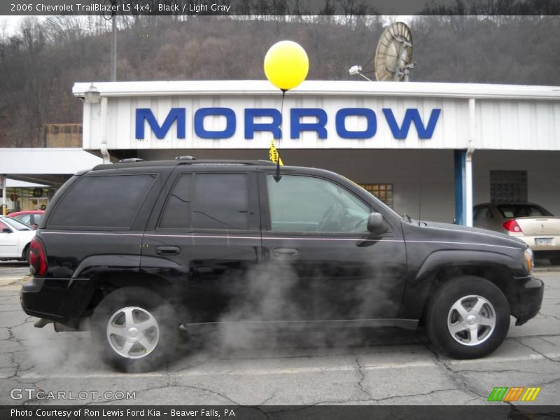 Black / Light Gray 2006 Chevrolet TrailBlazer LS 4x4