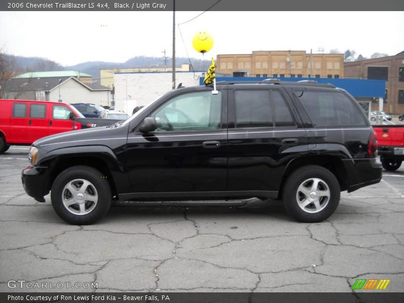Black / Light Gray 2006 Chevrolet TrailBlazer LS 4x4