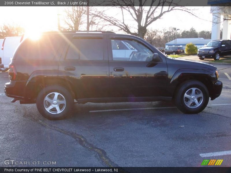 Black / Light Gray 2006 Chevrolet TrailBlazer LS