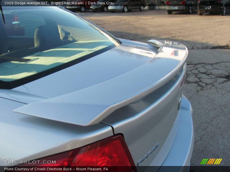 Bright Silver Metallic / Dark Slate Gray 2009 Dodge Avenger SXT