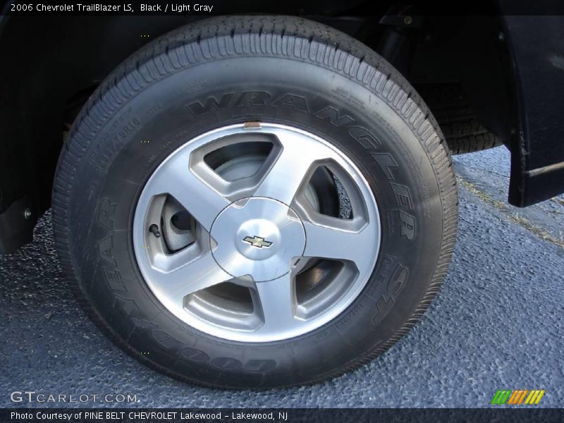 Black / Light Gray 2006 Chevrolet TrailBlazer LS