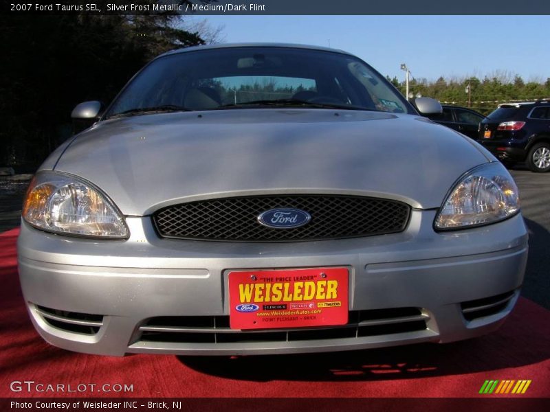 Silver Frost Metallic / Medium/Dark Flint 2007 Ford Taurus SEL