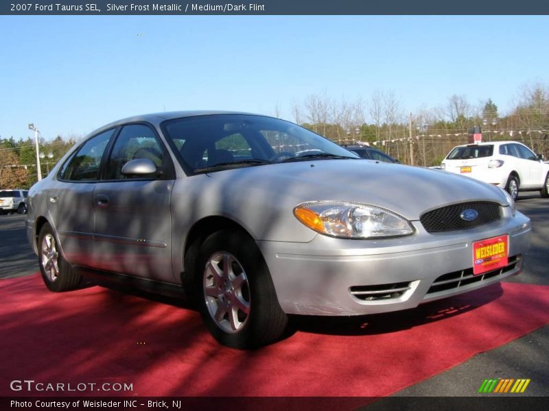 Silver Frost Metallic / Medium/Dark Flint 2007 Ford Taurus SEL