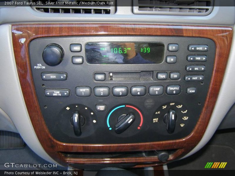 Silver Frost Metallic / Medium/Dark Flint 2007 Ford Taurus SEL