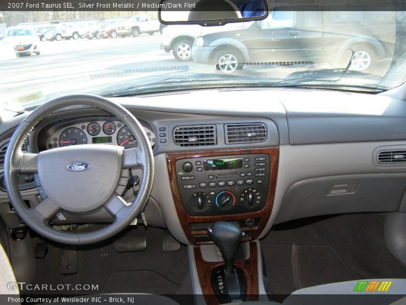 Silver Frost Metallic / Medium/Dark Flint 2007 Ford Taurus SEL
