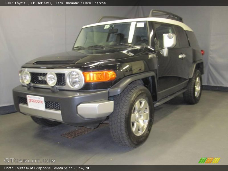 Black Diamond / Dark Charcoal 2007 Toyota FJ Cruiser 4WD