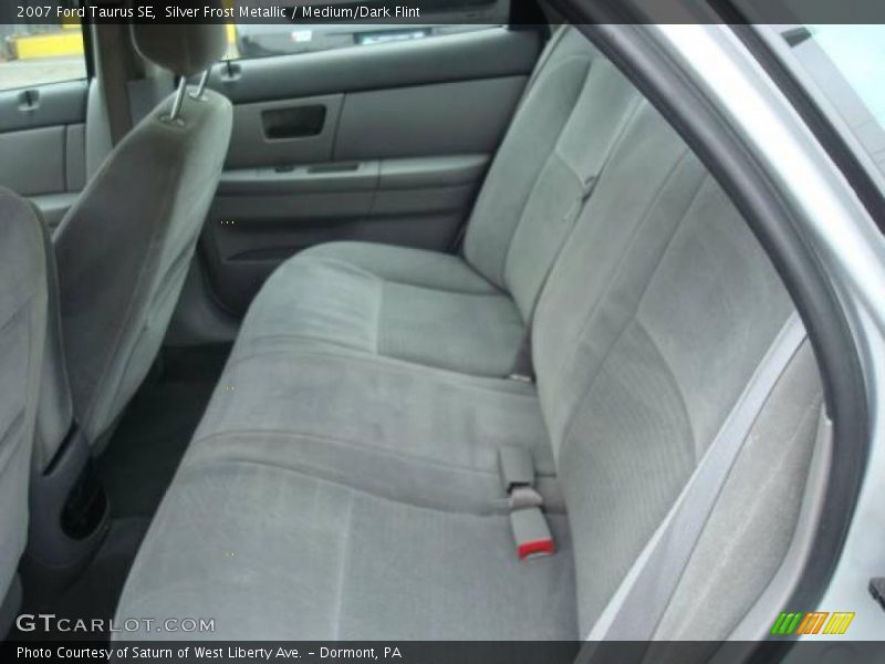 Silver Frost Metallic / Medium/Dark Flint 2007 Ford Taurus SE