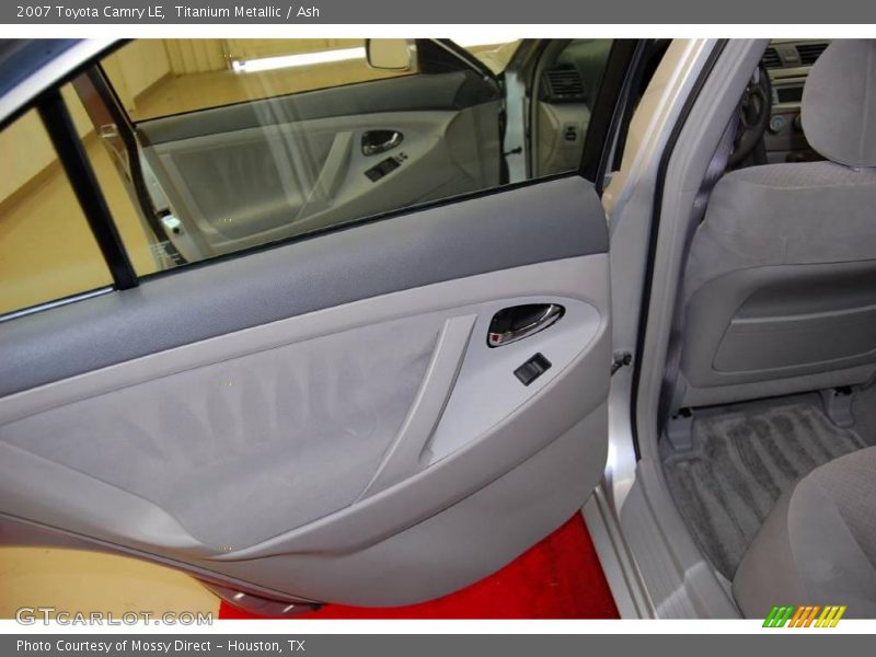 Titanium Metallic / Ash 2007 Toyota Camry LE