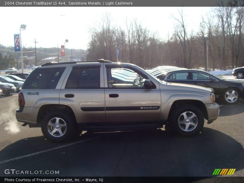 Sandstone Metallic / Light Cashmere 2004 Chevrolet TrailBlazer LS 4x4