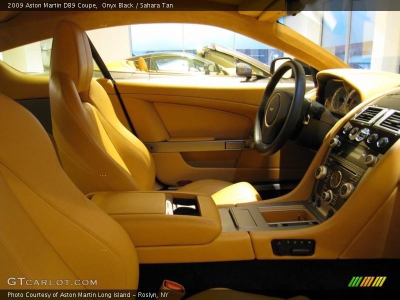 Onyx Black / Sahara Tan 2009 Aston Martin DB9 Coupe