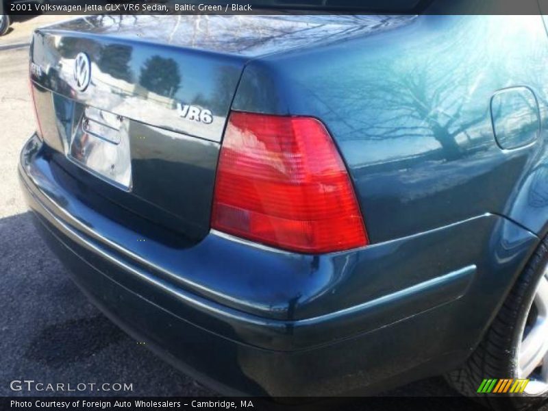 Baltic Green / Black 2001 Volkswagen Jetta GLX VR6 Sedan