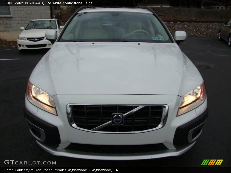 Ice White / Sandstone Beige 2008 Volvo XC70 AWD