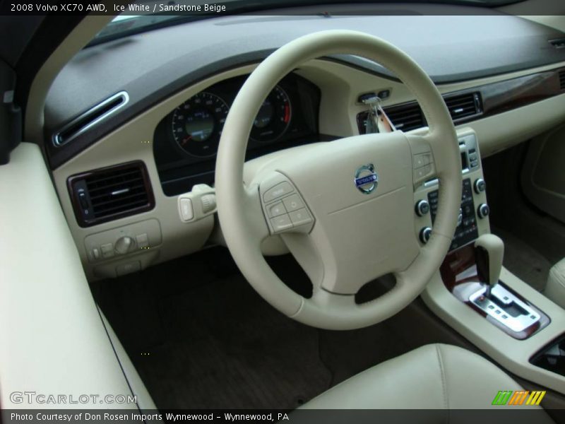 Ice White / Sandstone Beige 2008 Volvo XC70 AWD