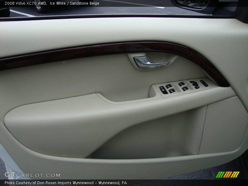 Ice White / Sandstone Beige 2008 Volvo XC70 AWD
