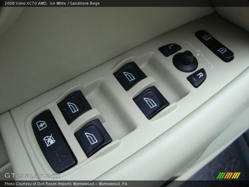 Ice White / Sandstone Beige 2008 Volvo XC70 AWD