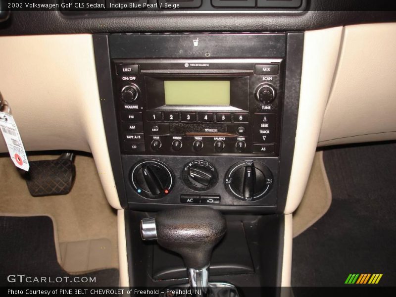 Indigo Blue Pearl / Beige 2002 Volkswagen Golf GLS Sedan