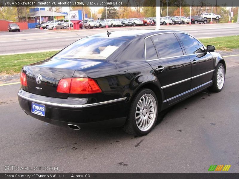Black / Sonnen Beige 2004 Volkswagen Phaeton V8 4Motion Sedan