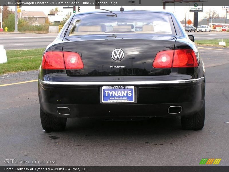 Black / Sonnen Beige 2004 Volkswagen Phaeton V8 4Motion Sedan