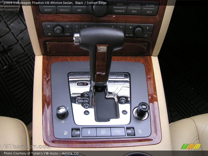 Black / Sonnen Beige 2004 Volkswagen Phaeton V8 4Motion Sedan