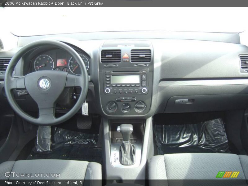 Black Uni / Art Grey 2006 Volkswagen Rabbit 4 Door