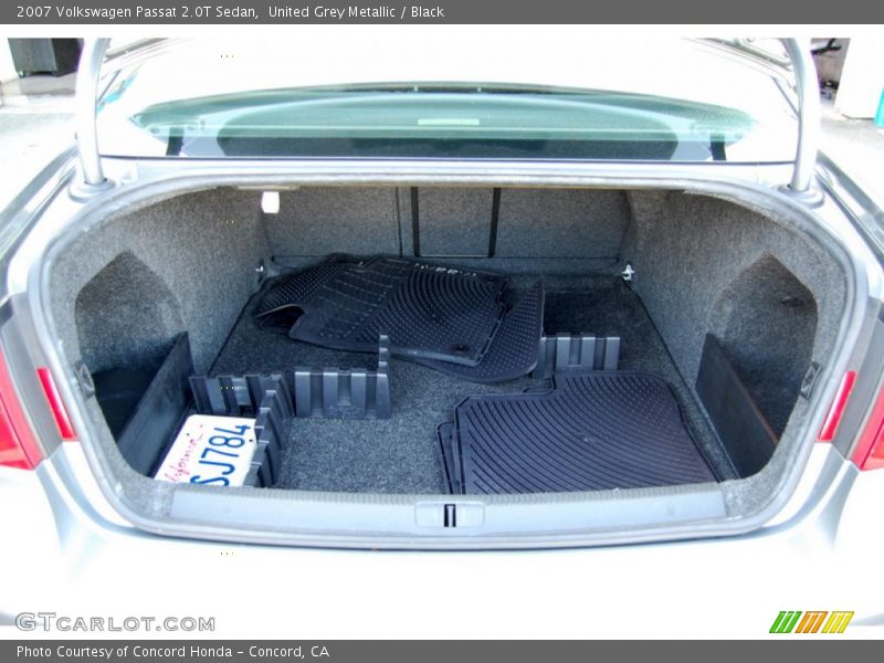 United Grey Metallic / Black 2007 Volkswagen Passat 2.0T Sedan