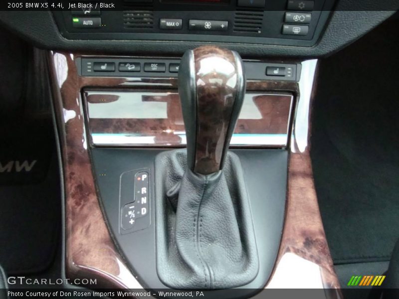 Jet Black / Black 2005 BMW X5 4.4i