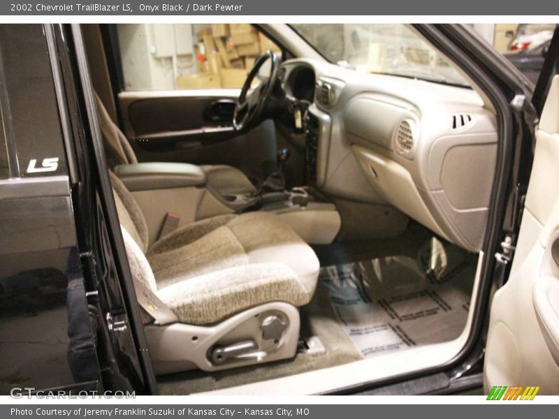 Onyx Black / Dark Pewter 2002 Chevrolet TrailBlazer LS
