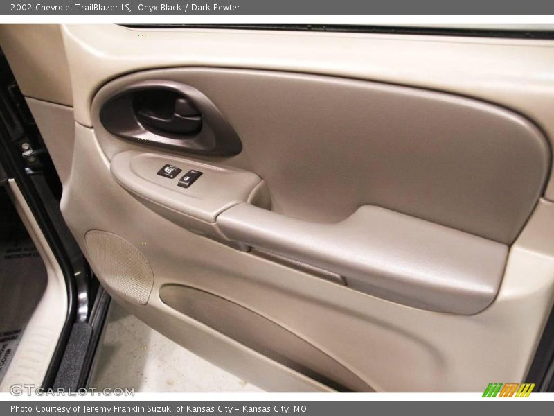 Onyx Black / Dark Pewter 2002 Chevrolet TrailBlazer LS