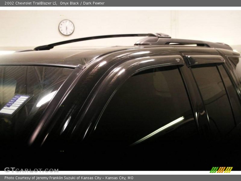 Onyx Black / Dark Pewter 2002 Chevrolet TrailBlazer LS