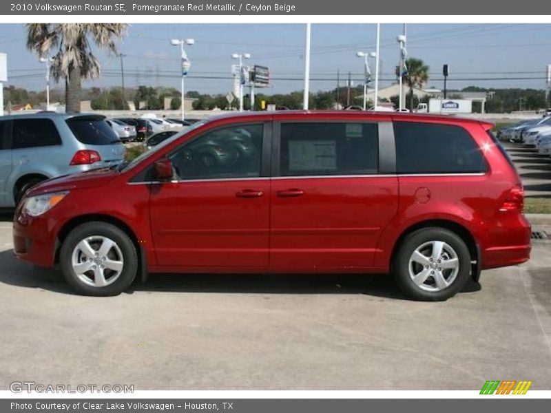 Pomegranate Red Metallic / Ceylon Beige 2010 Volkswagen Routan SE