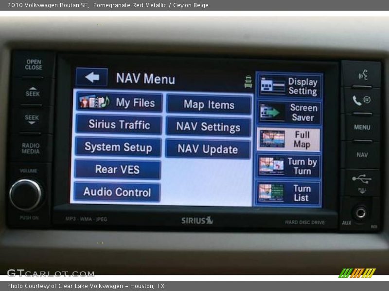Pomegranate Red Metallic / Ceylon Beige 2010 Volkswagen Routan SE