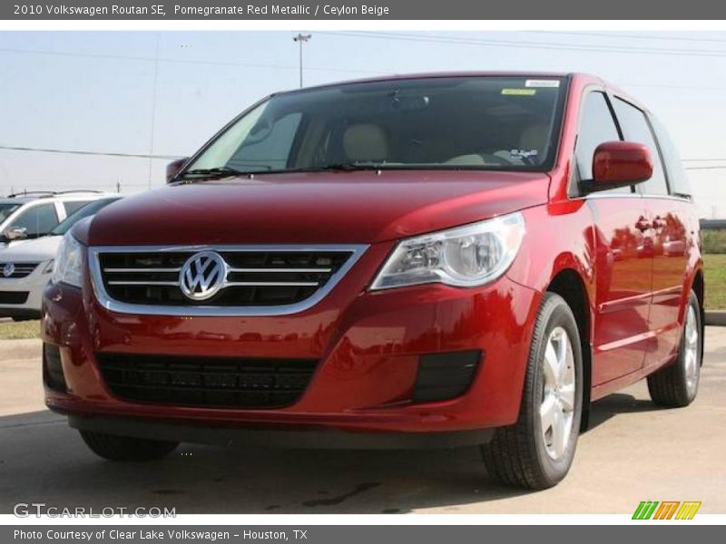 Pomegranate Red Metallic / Ceylon Beige 2010 Volkswagen Routan SE