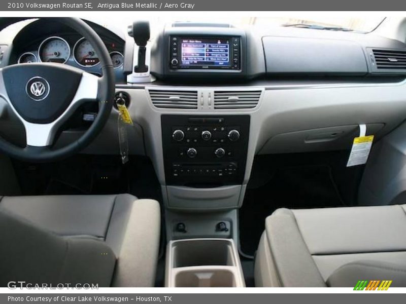 Antigua Blue Metallic / Aero Gray 2010 Volkswagen Routan SE