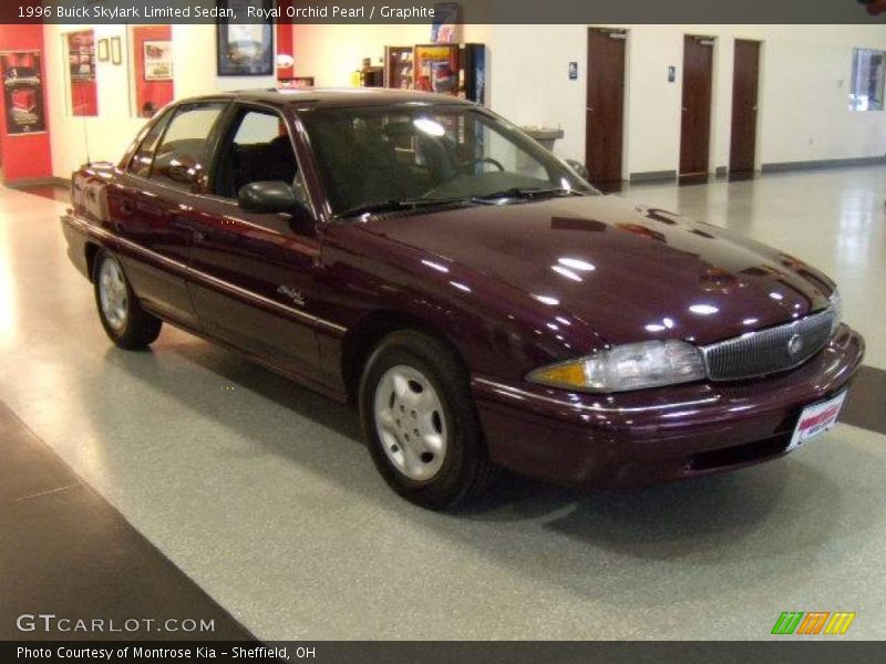 Royal Orchid Pearl / Graphite 1996 Buick Skylark Limited Sedan