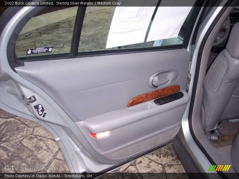Sterling Silver Metallic / Medium Gray 2002 Buick LeSabre Limited
