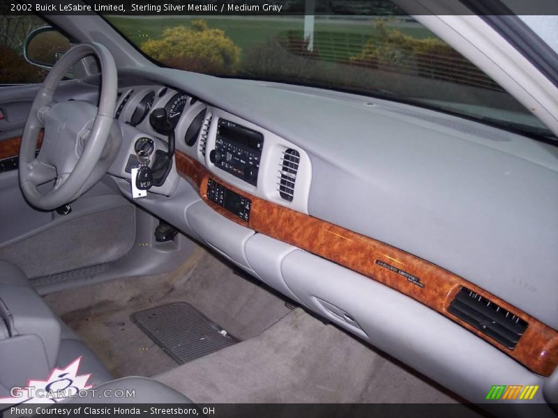 Sterling Silver Metallic / Medium Gray 2002 Buick LeSabre Limited