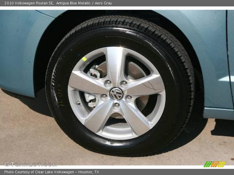 Antigua Blue Metallic / Aero Gray 2010 Volkswagen Routan SE