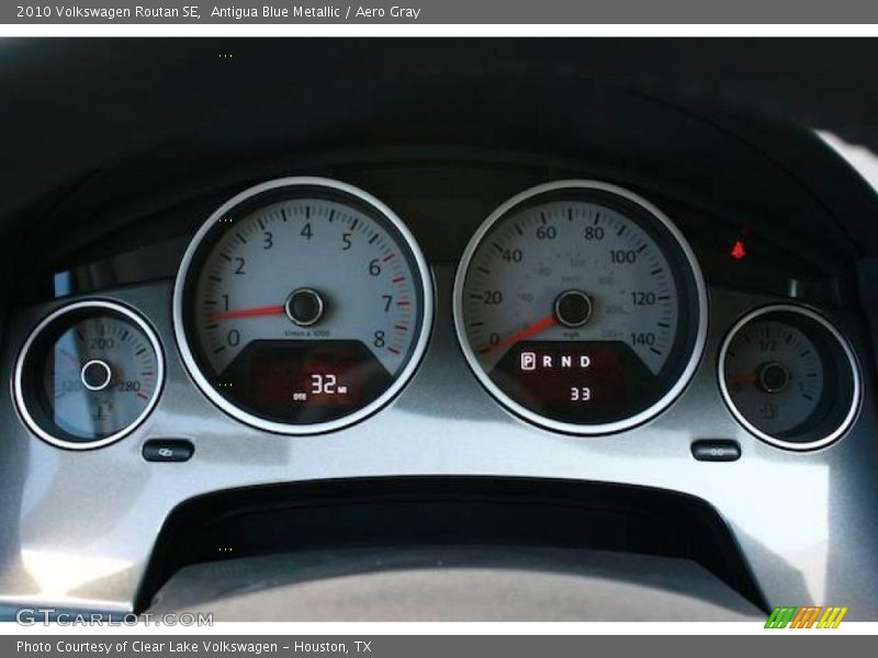 Antigua Blue Metallic / Aero Gray 2010 Volkswagen Routan SE