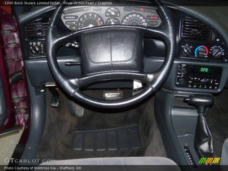Royal Orchid Pearl / Graphite 1996 Buick Skylark Limited Sedan