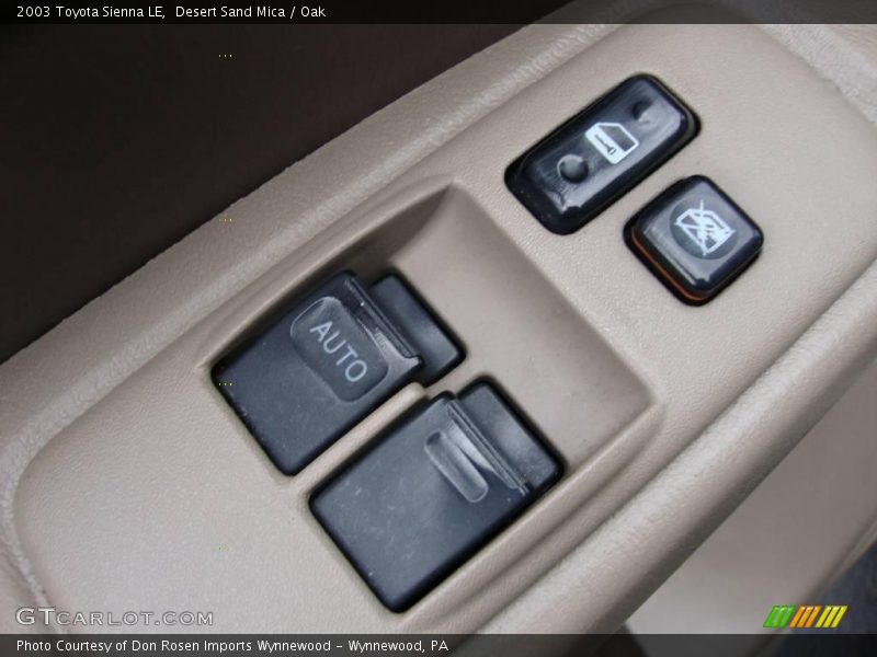 Desert Sand Mica / Oak 2003 Toyota Sienna LE