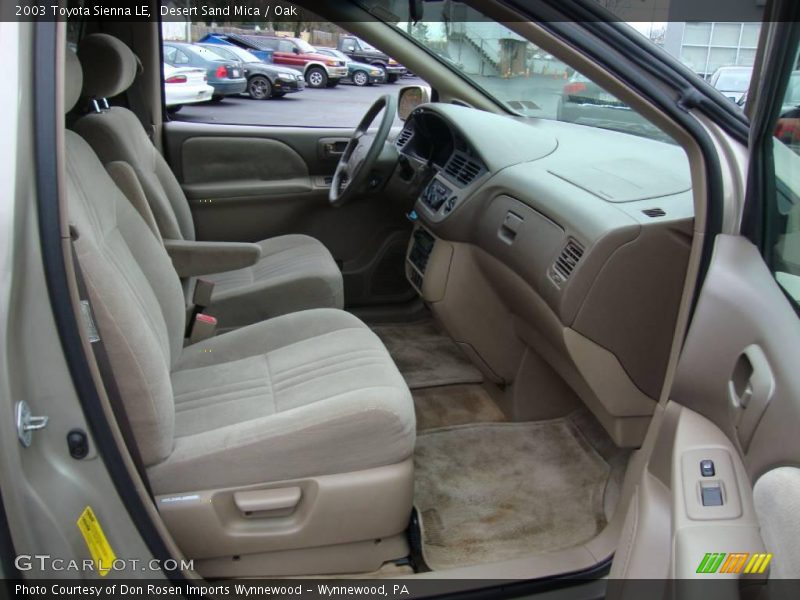 Desert Sand Mica / Oak 2003 Toyota Sienna LE