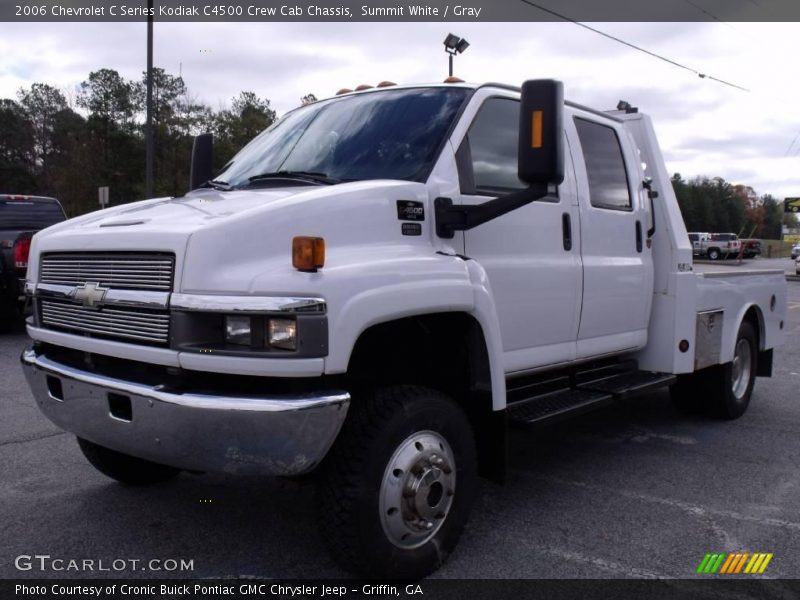 Summit White / Gray 2006 Chevrolet C Series Kodiak C4500 Crew Cab Chassis