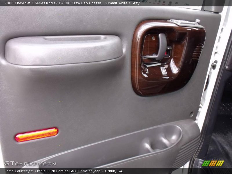 Summit White / Gray 2006 Chevrolet C Series Kodiak C4500 Crew Cab Chassis