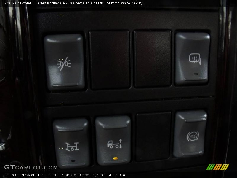 Summit White / Gray 2006 Chevrolet C Series Kodiak C4500 Crew Cab Chassis