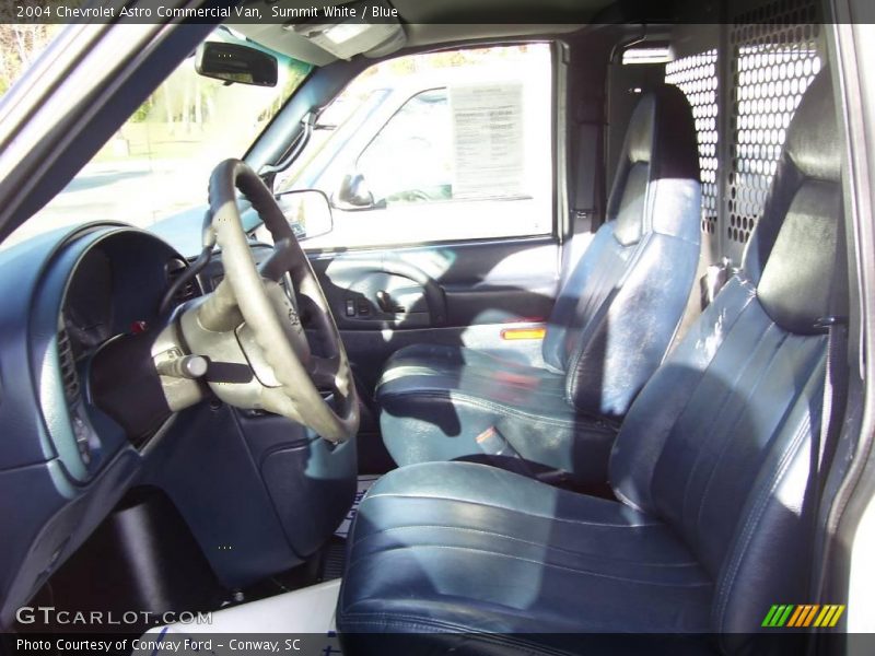Summit White / Blue 2004 Chevrolet Astro Commercial Van