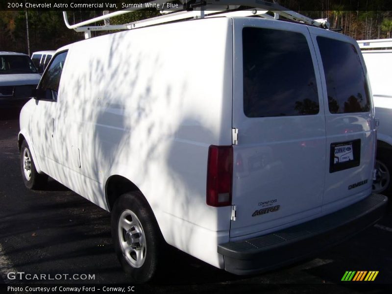 Summit White / Blue 2004 Chevrolet Astro Commercial Van