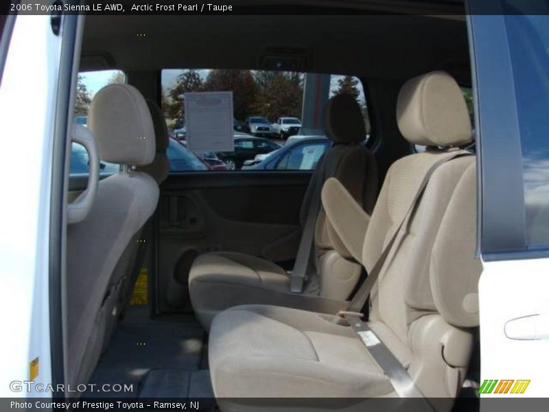 Arctic Frost Pearl / Taupe 2006 Toyota Sienna LE AWD
