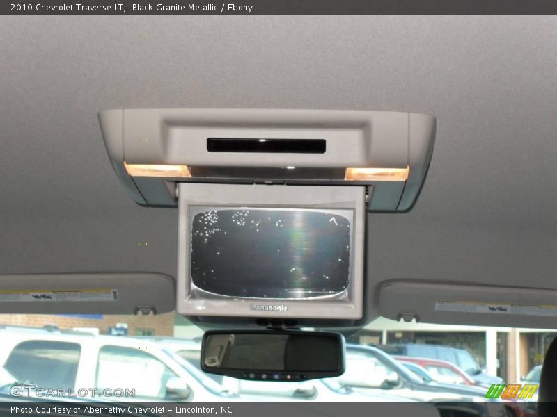 Black Granite Metallic / Ebony 2010 Chevrolet Traverse LT