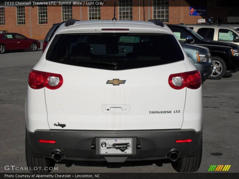 Summit White / Light Gray 2010 Chevrolet Traverse LTZ